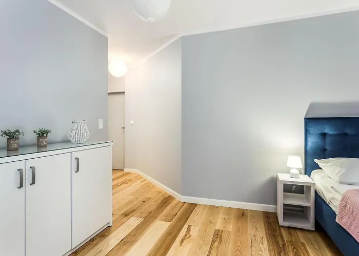 ホームステイ Zabba ポビエロボ