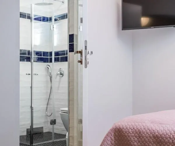 Zabba ホームステイ ポビエロボ